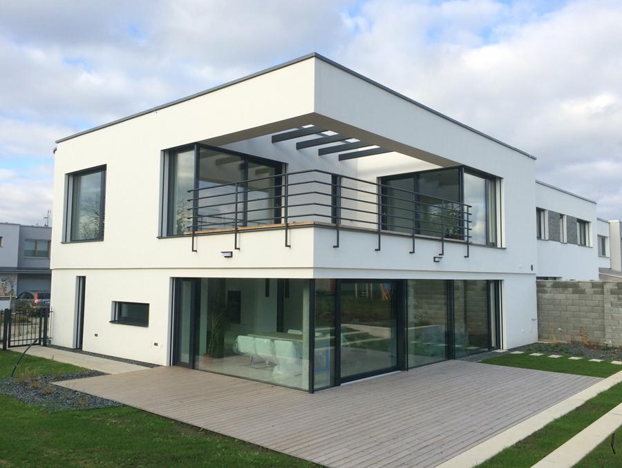 Stavba rodinných domů ale i výroba betonových výrobků