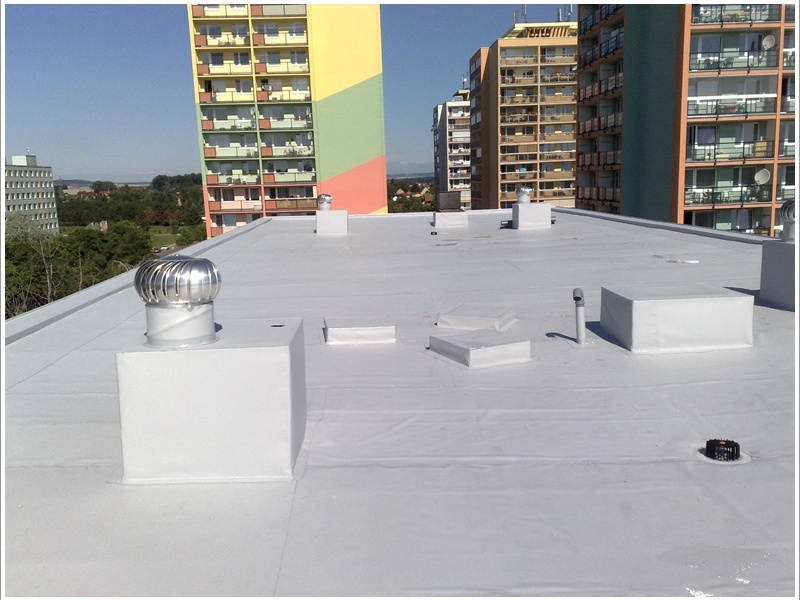 Před vodou ochrání izolace