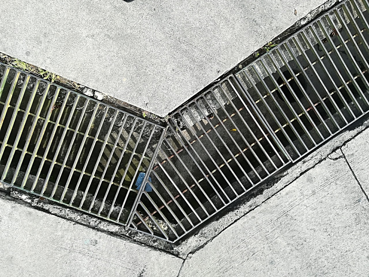 Ucpaný odpad můžeme vyčistit i bez chemikálií