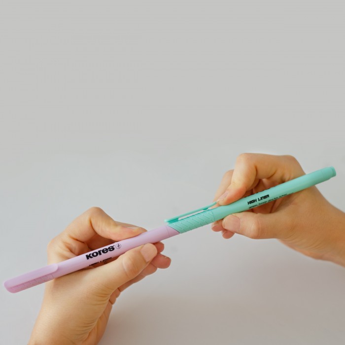 S pastelkami, lepidly a zvýrazňovači Kores se fantazii meze nekladou!