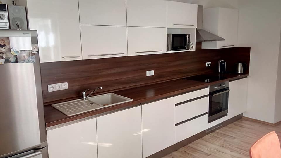 Nedělejte kompromisy. Dostatek úložného místa i designový nábytek je možný